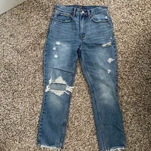 Abercrombie Mom Jeans - 26